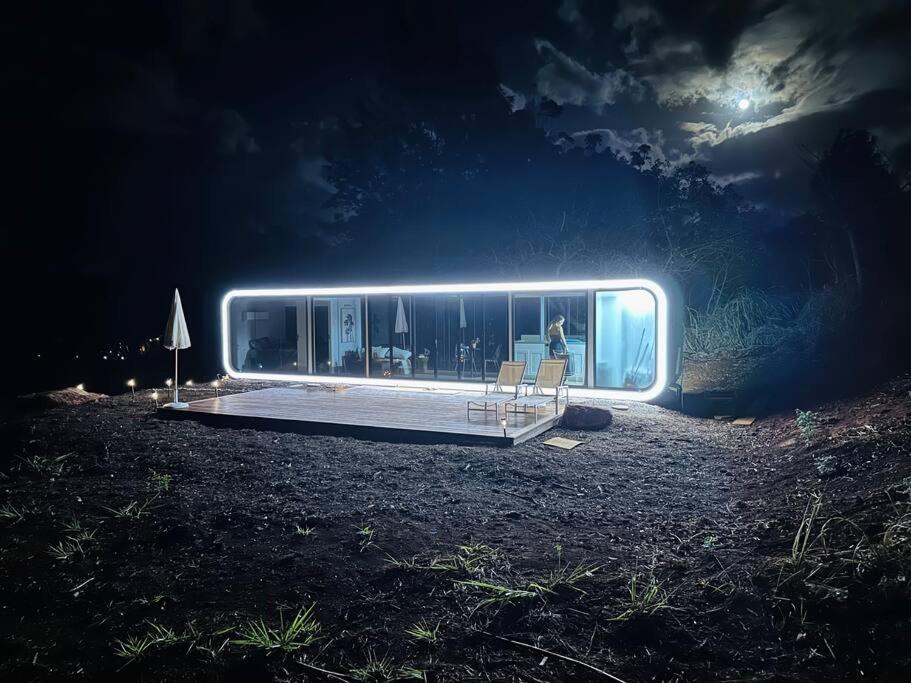 Modern Off Grid Tiny Home! Haleiwa Kültér fotó